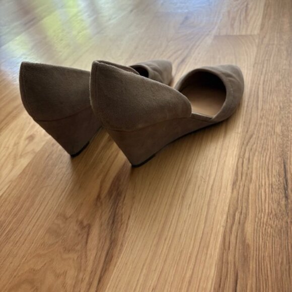 FRANCO SARTO SUEDE POINTED TOE WEDGE HEELS - Size 8 - Picture 2 of 5